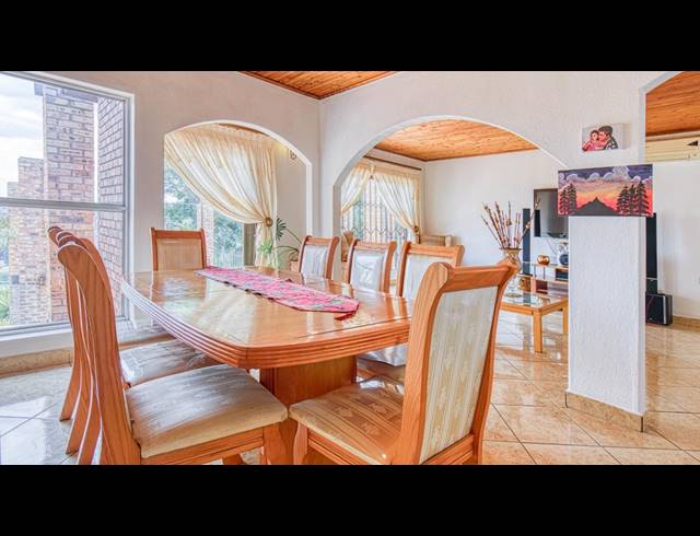 3 BEDROOM HOUSE FOR SALE IN GLENVISTA